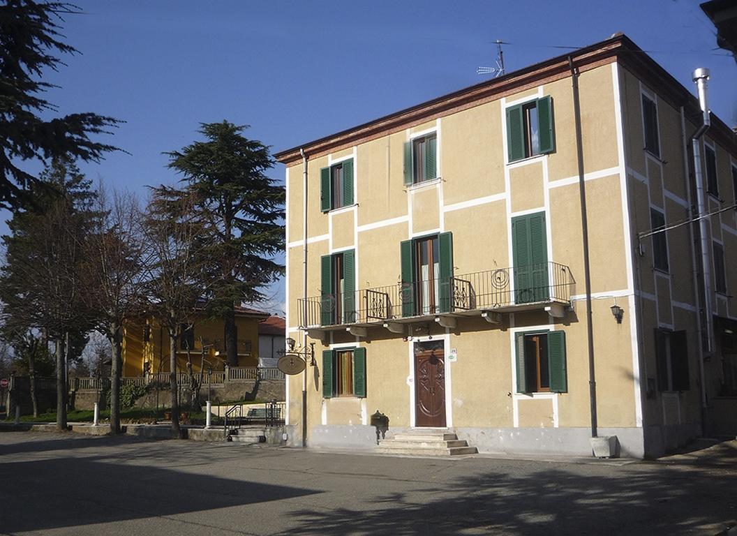 Hotel Relais Ristorante Sanfront Ponzone Exterior foto