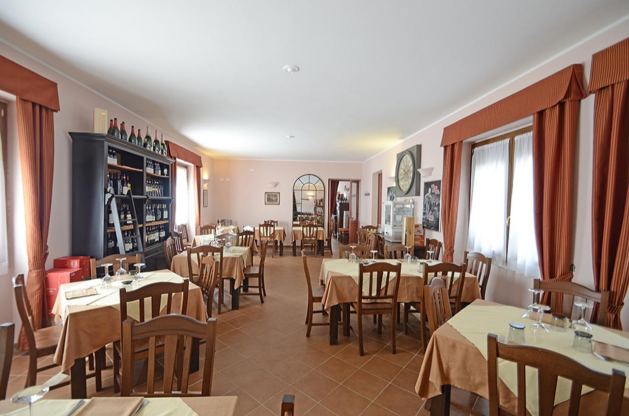 Hotel Relais Ristorante Sanfront Ponzone Exterior foto